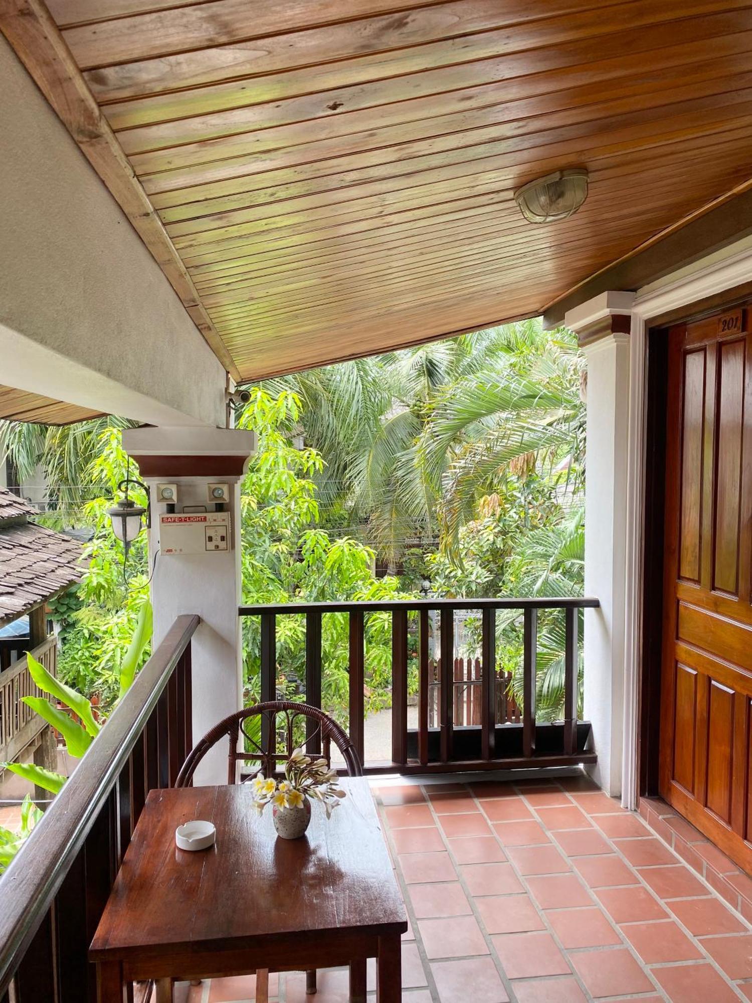 Golden Sun Boutique Hotel Luang Prabang Dış mekan fotoğraf