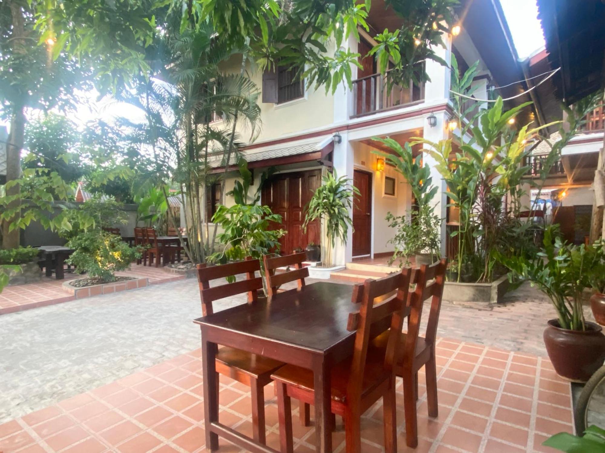 Golden Sun Boutique Hotel Luang Prabang Dış mekan fotoğraf