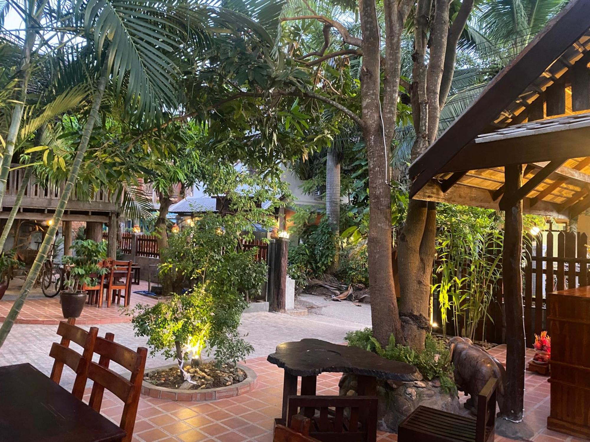 Golden Sun Boutique Hotel Luang Prabang Dış mekan fotoğraf