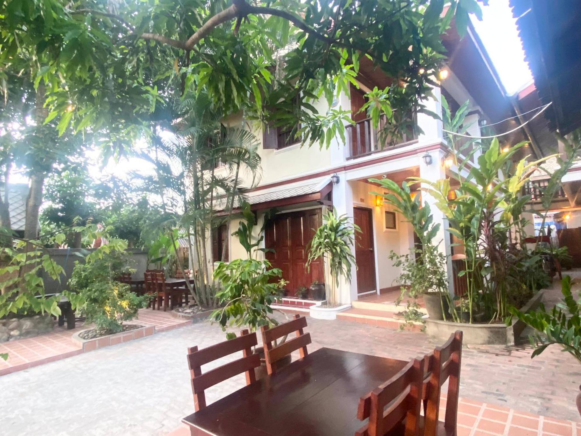 Golden Sun Boutique Hotel Luang Prabang Dış mekan fotoğraf